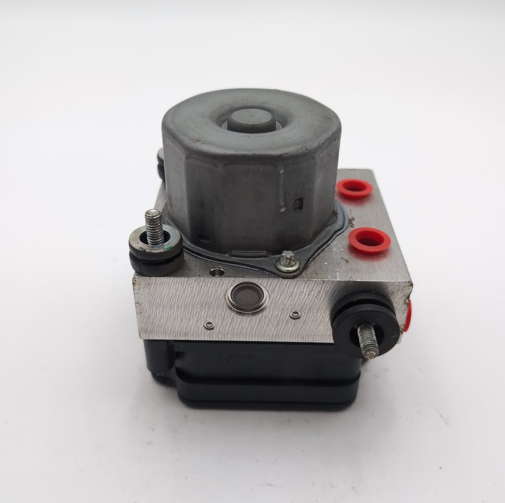 2018 Nissan Rogue 2.5L ABS Anti Lock Brake Pump Control Unit 476605HR1A