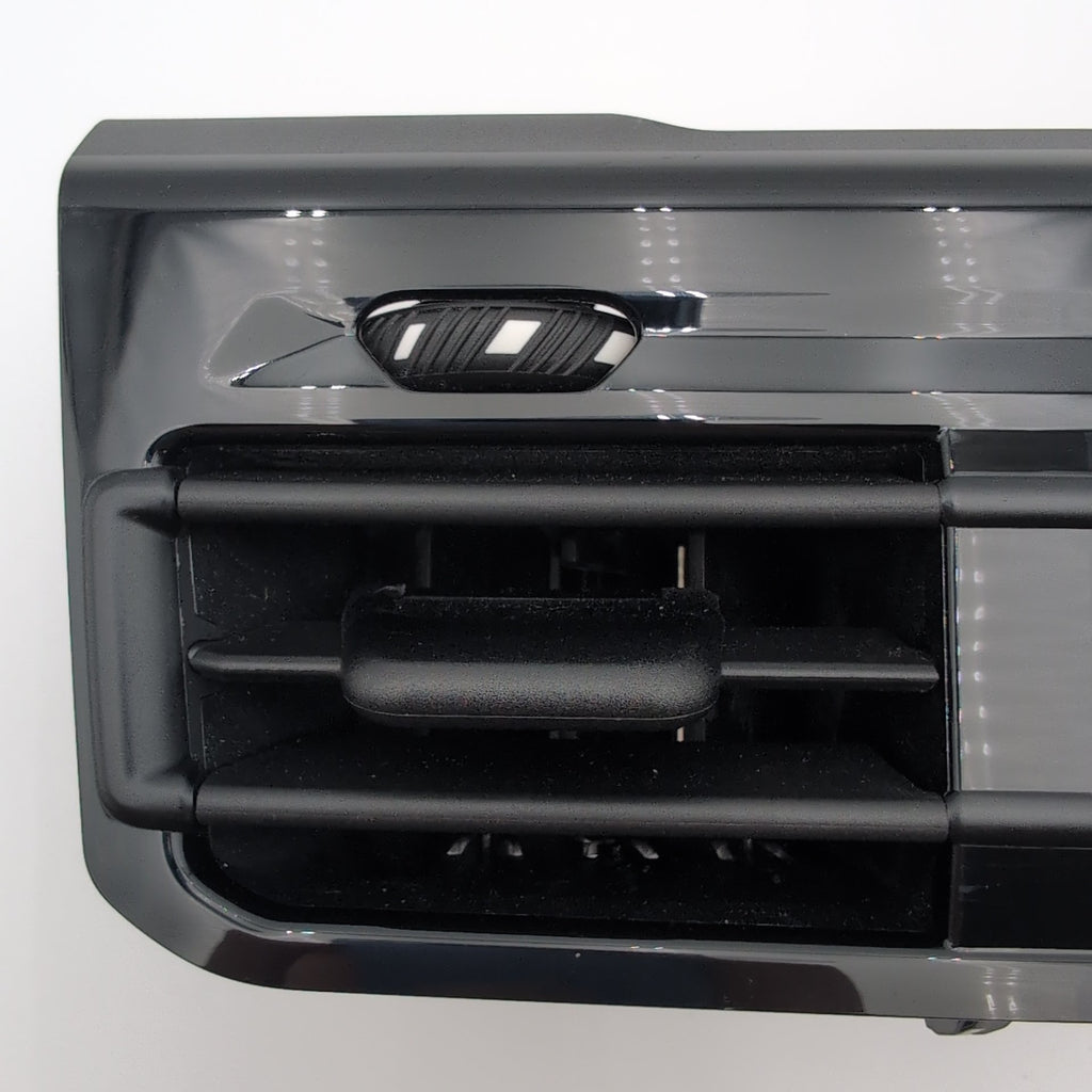 2024 2025 2026 BMW i5 530i 540i G60 Sedan Rear Dash AC Air Vent 5A13167