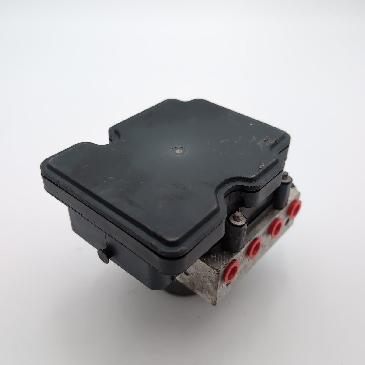 2020 2021 2022 2023 Nissan Versa ABS Anti Lock Brake Pump 476605ES0B