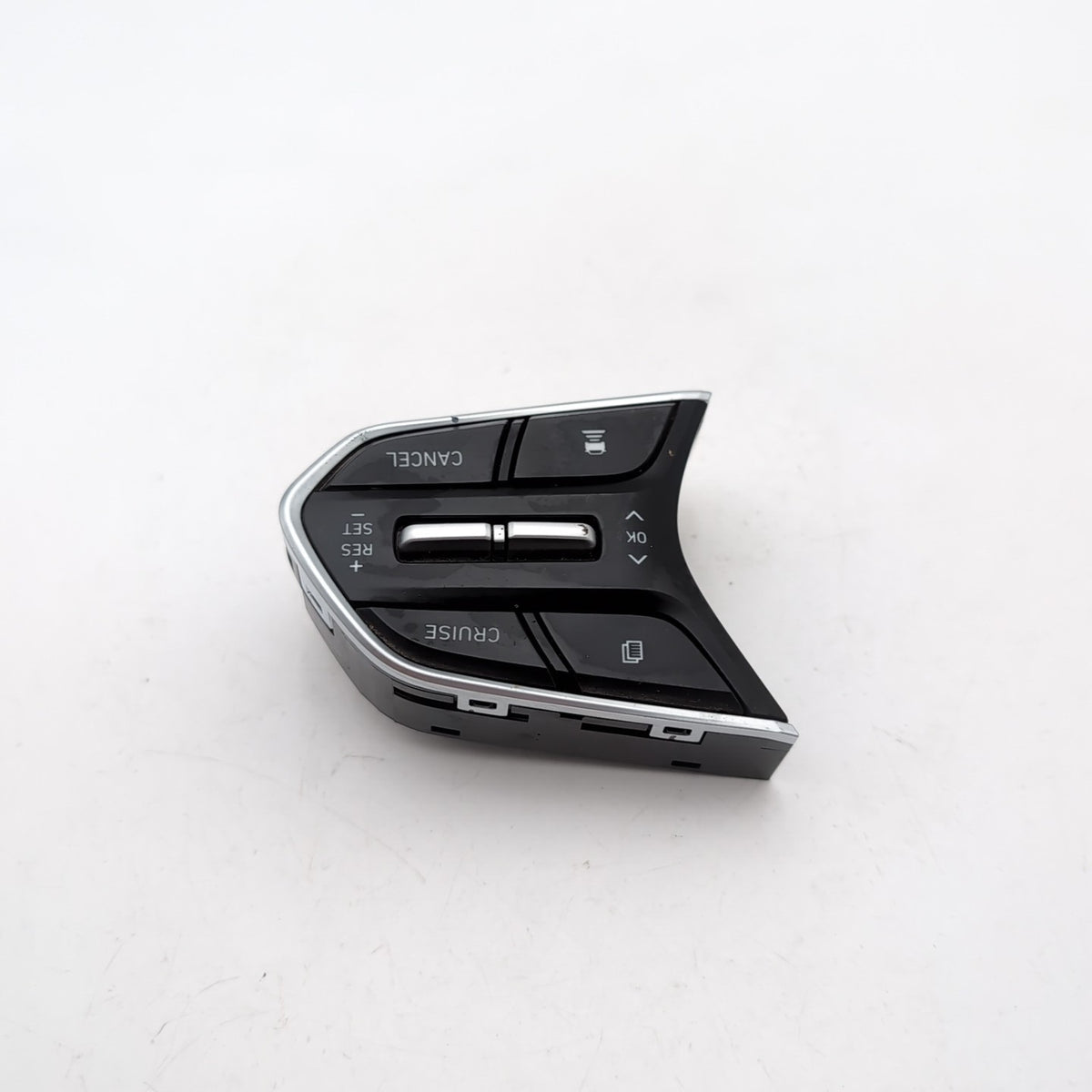 2020-2022 HYUNDAI PALISADE STEERING RING RIGHT CRUISE CONTROL SWITCH OEM