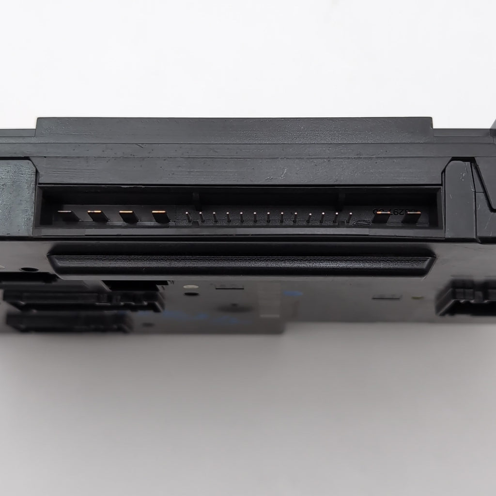 2012 2013 2014 Mercedes W204 C250 SAM Module Relay Fuse Box OEM
