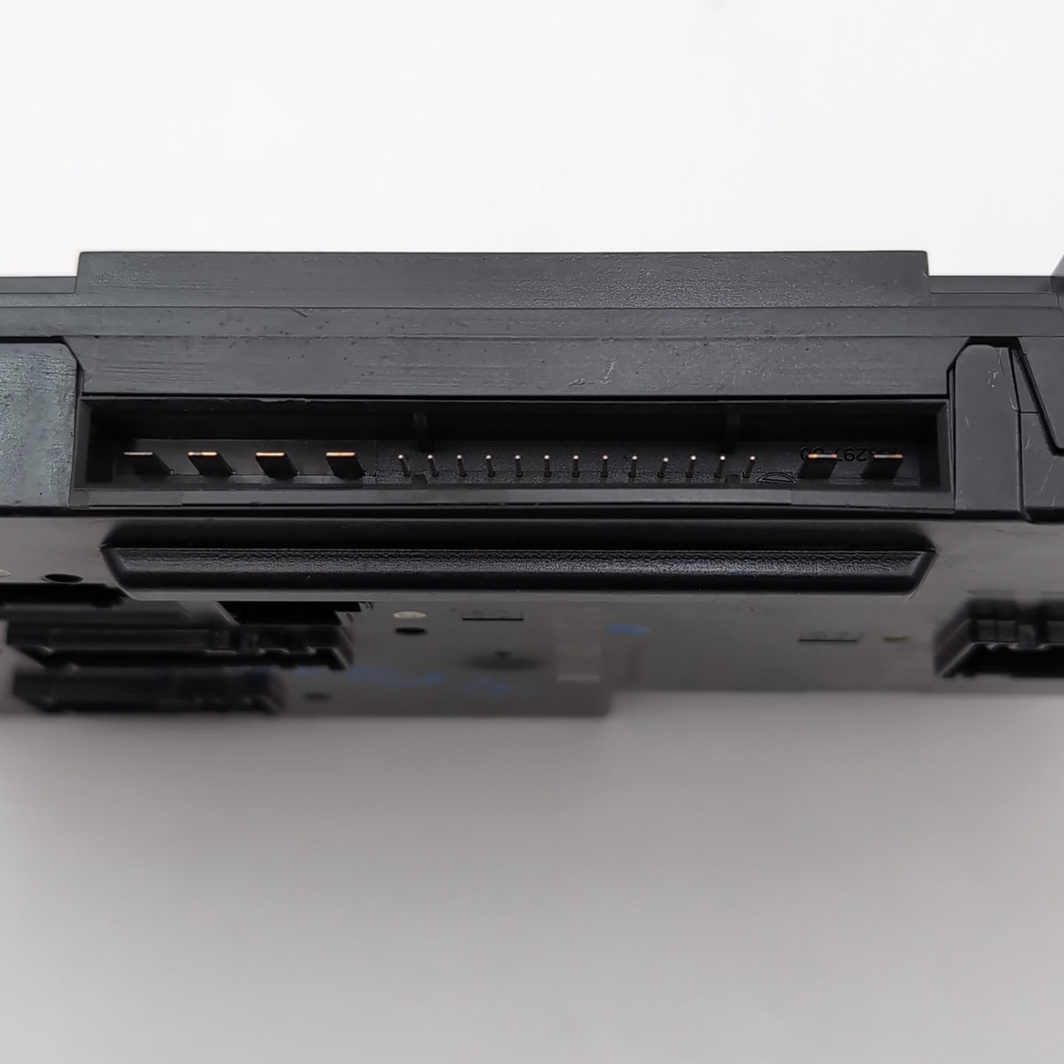 2012 2013 2014 Mercedes W204 C250 SAM Module Relay Fuse Box OEM
