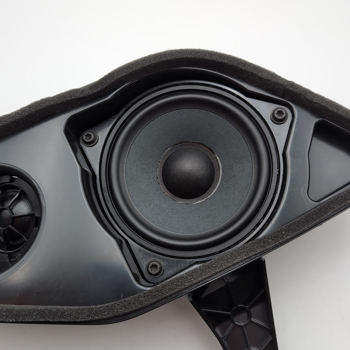 2019 - 2026 BMW X5 Left D Pillar Harmon Kardon Top Hifi Speaker Tweeter 2622519