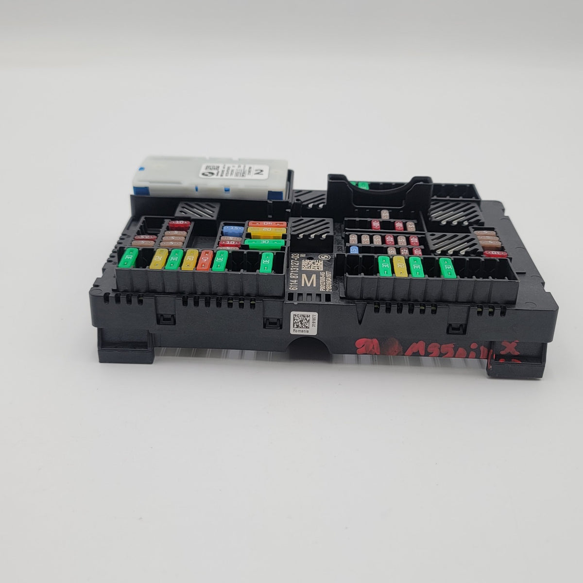 2019 - 2023 BMW M550i G30 G16 Rear Power Distribution Fuse Box 8713127