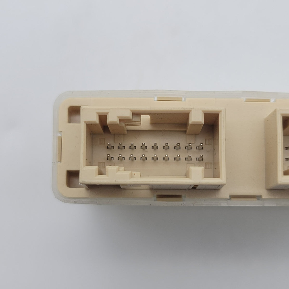 2022 - 2025 BMW 3 4 5 G20 G26 G30 USS Ultra Sonic Parking Sensor Module 5B3A594
