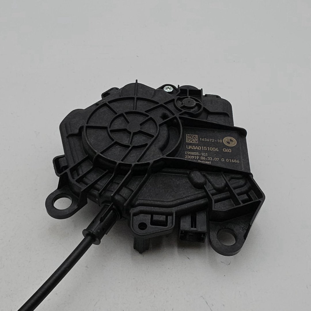 2024 2025 2026 BMW i5 G60 Trunk Lid Tailgate Lock Latch Actuator Assembly