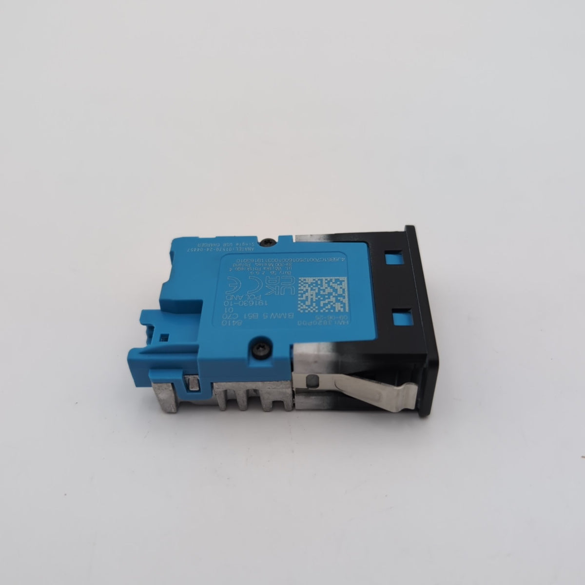 2019 - 2026 BMW G20 G21 G22 G26 G15 G30 G42 X3 Single USB Socket Port 5B51C70