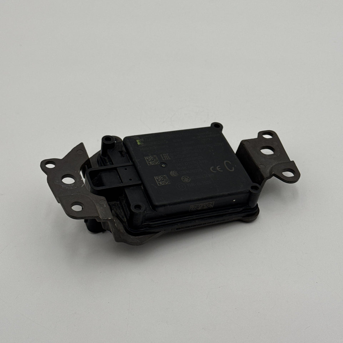 2018 2019 2020 Toyota Camry Cruise Control Distance Radar Sensor 88210-06090