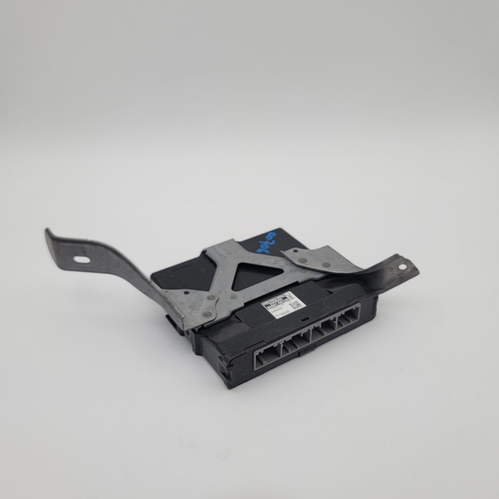 2020 Toyota Camry Hybrid Vehicle Control Module OEM 89981-06150