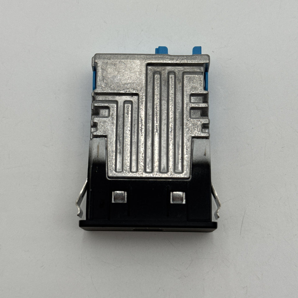 2019 - 2026 BMW G20 G21 G22 G26 G15 G30 G42 X3 Single USB Socket Port 5B51C70