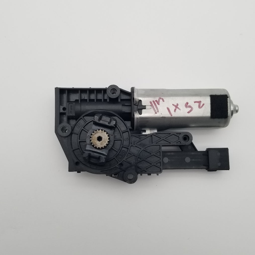 2023 2024 2025 BMW X1 U11 Panoramic Sunroof Power Window Glass Motor OEM 9854523