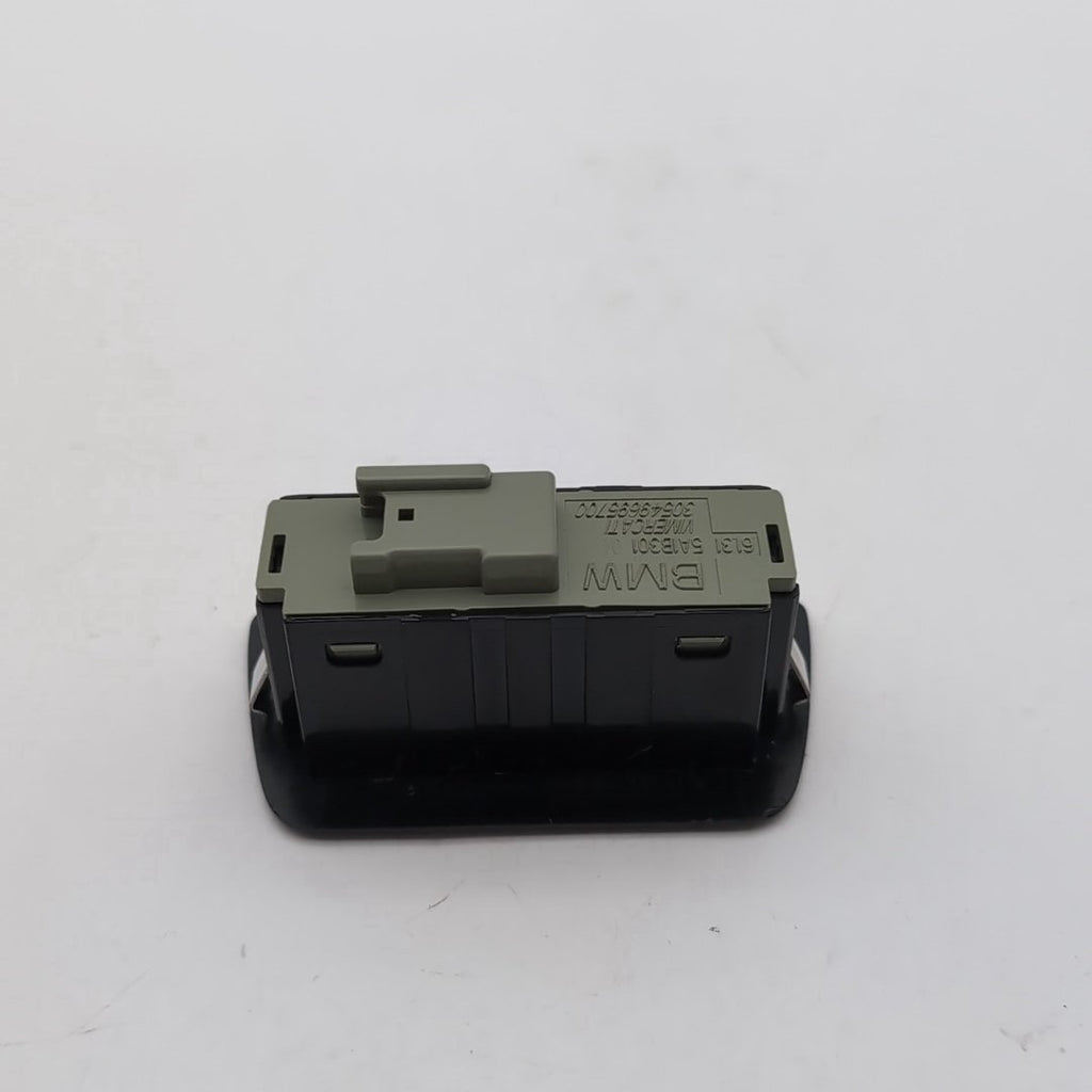 2021 - 2026 BMW 540i 530i i5 G60 M5 X1 X2 X3 Trunk Lid Tailgate Switch Button
