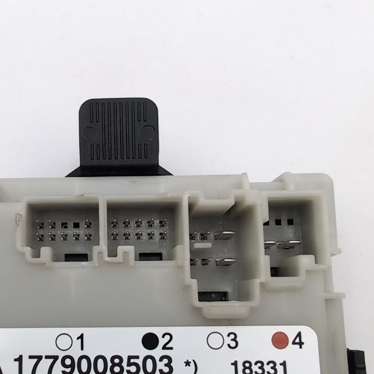 2020- 24 MERCEDES A CLA GLA GLB FRONT LEFT DRIVER DOOR CONTROL UNIT A1779005105