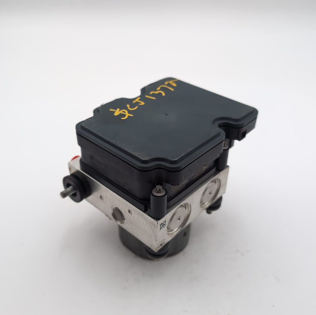 2018 Nissan Rogue 2.5L ABS Anti Lock Brake Pump Control Unit 476605HR1A