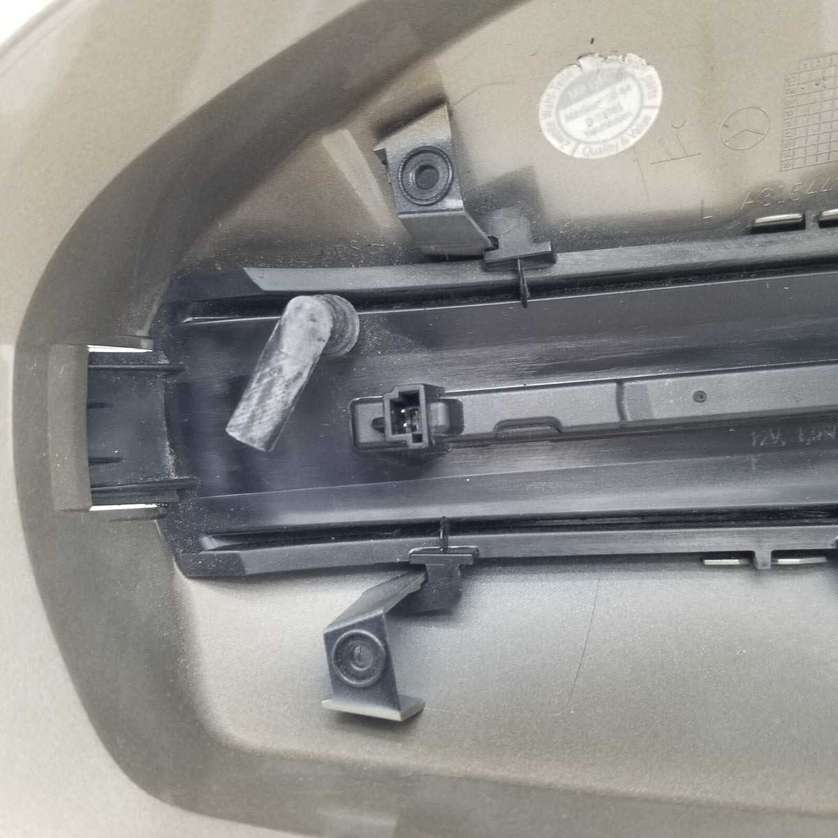 MERCEDES BENZ SL63 CLS SLK MIRROR COVER LEFT SIDE 2009 2010 2011 OEM