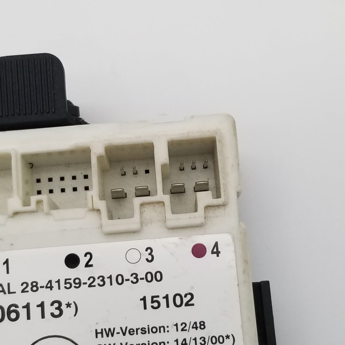2015- 2018 Mercedes C300 W205 Rear Left Door Control Module A2059006113 Oem
