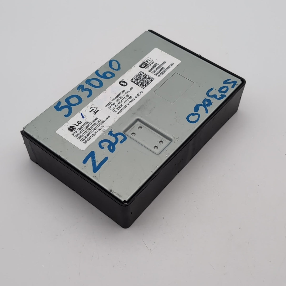 2015 2016 2017 Cadillac Escalade Telematics Communication Module 23359998