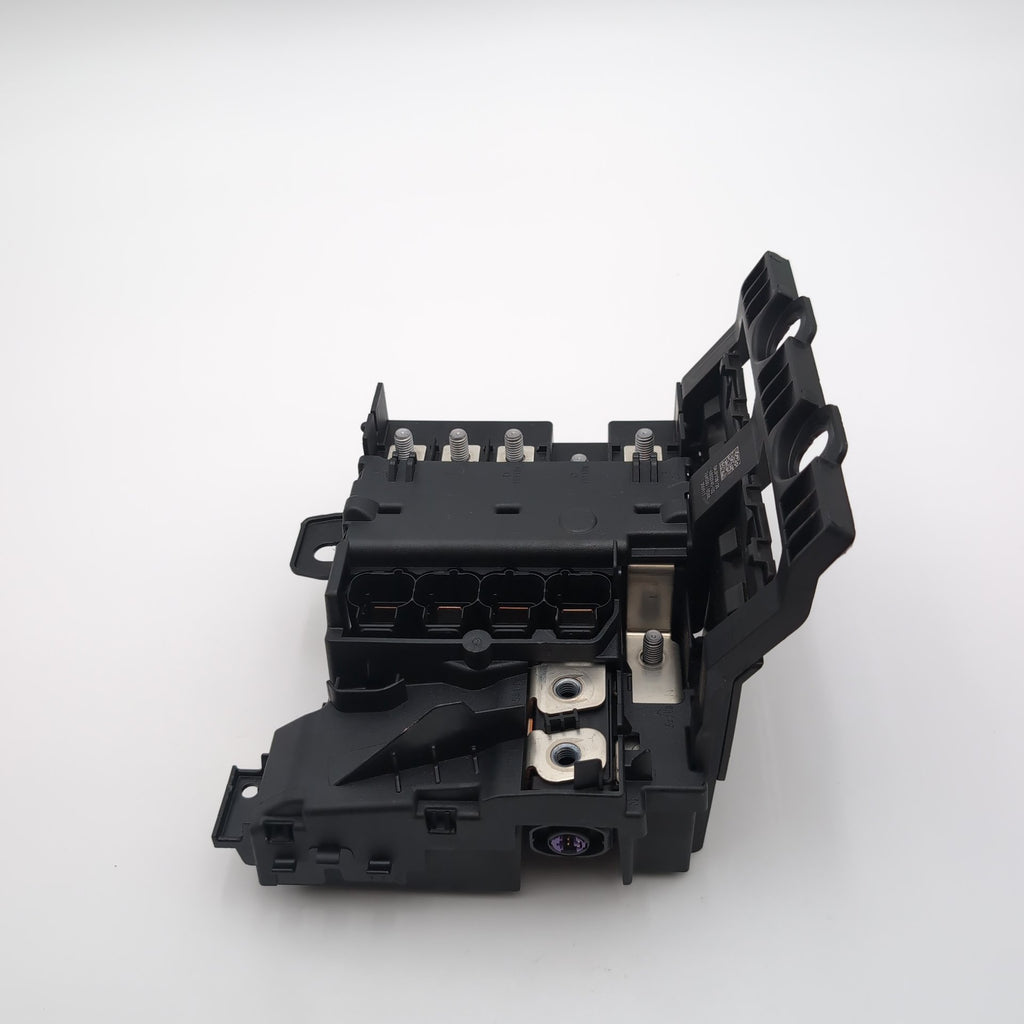 2016 - 2022 BMW 740i 750i 740e G12 Rear Power Distribution B+ Junction Box