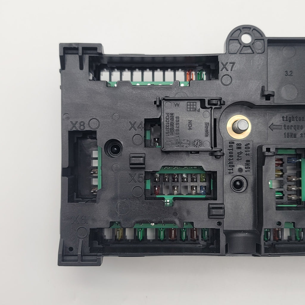 FUSE JUNCTION RELAY BOX BLOCK MODULE 61148713127 BMW 330I 530I G30 2017- 2023