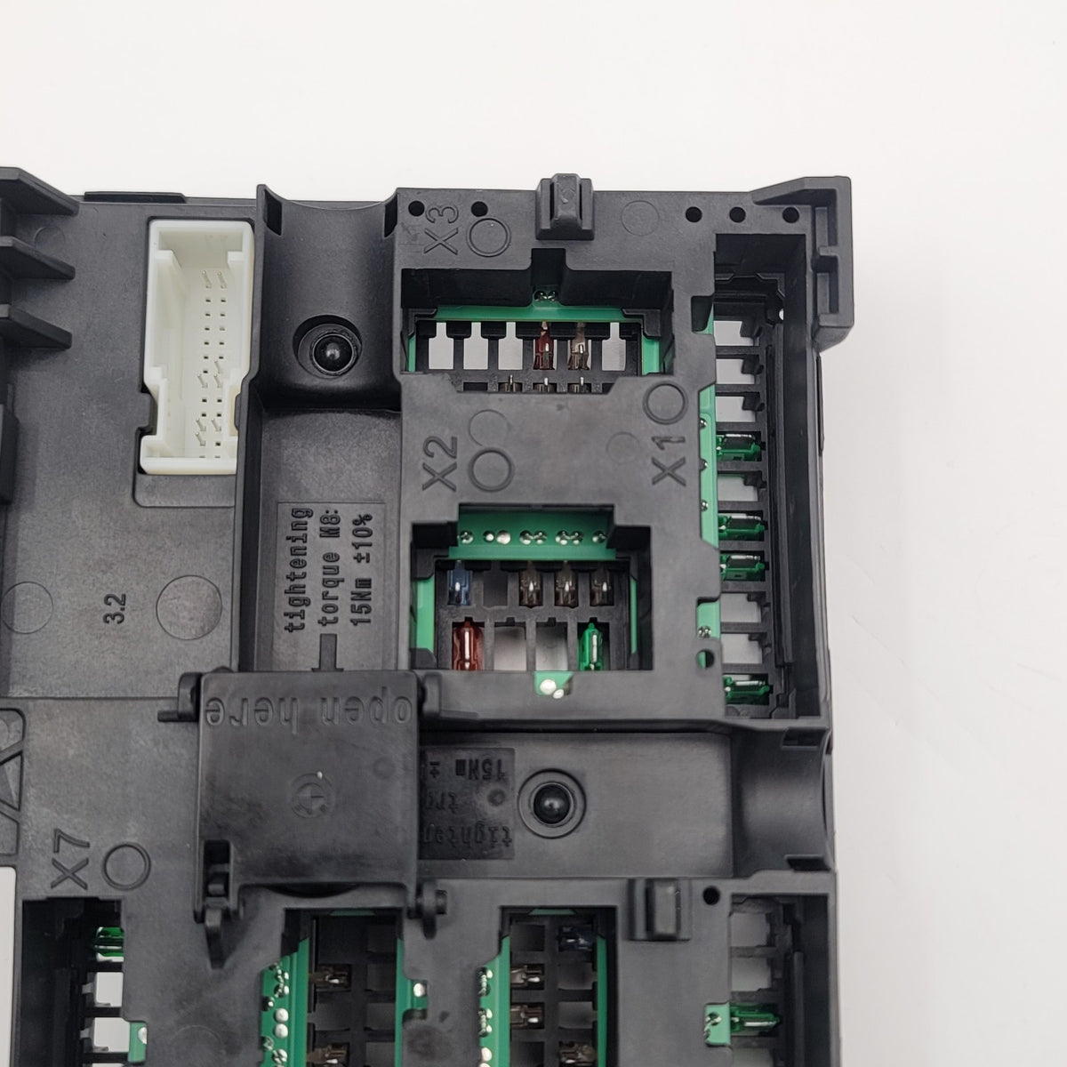 2018- 2023 BMW X4 X3 G02 G01 FUSE BOX REAR CONTROL SWITCH 5A04502 8795478 OEM