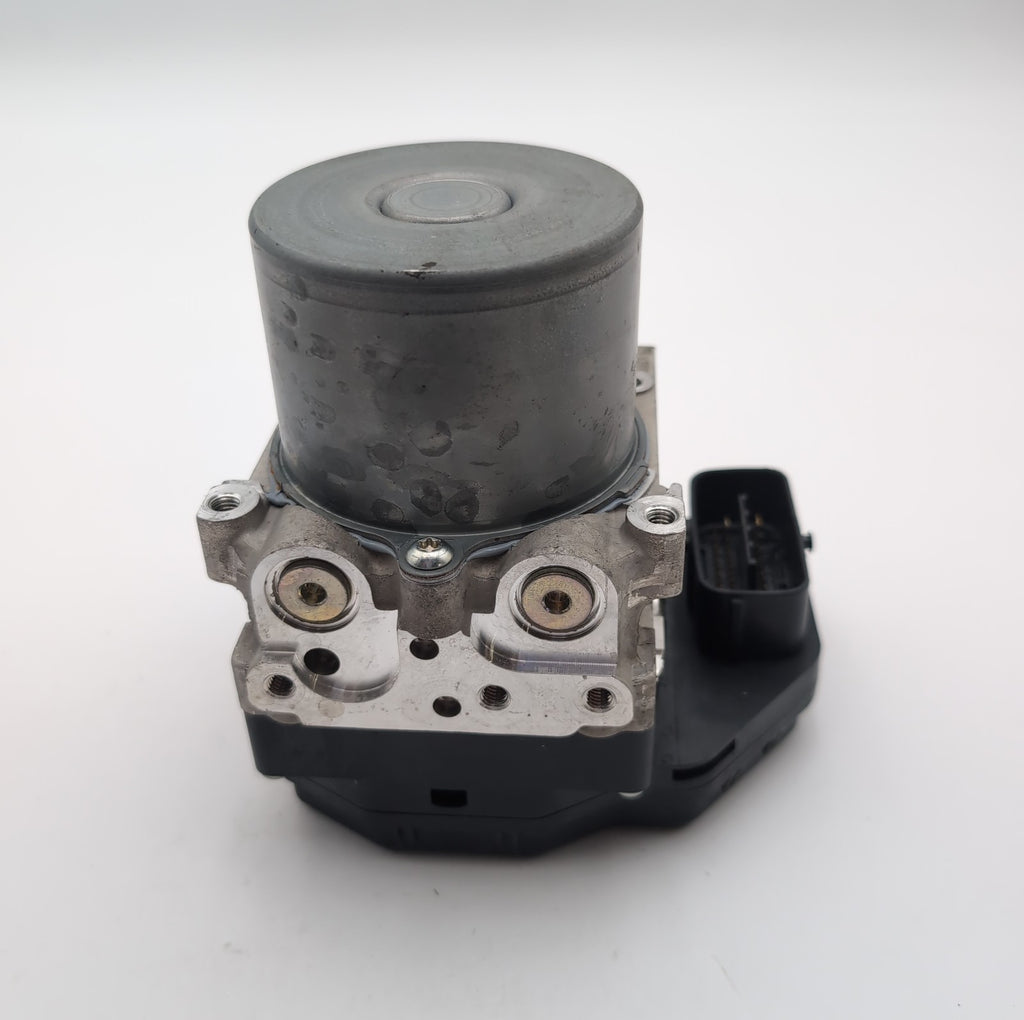 2017- 2022 Infiniti Q60 3.0L ABS Anti Lock Brake Pump Control Unit 476605CE2A