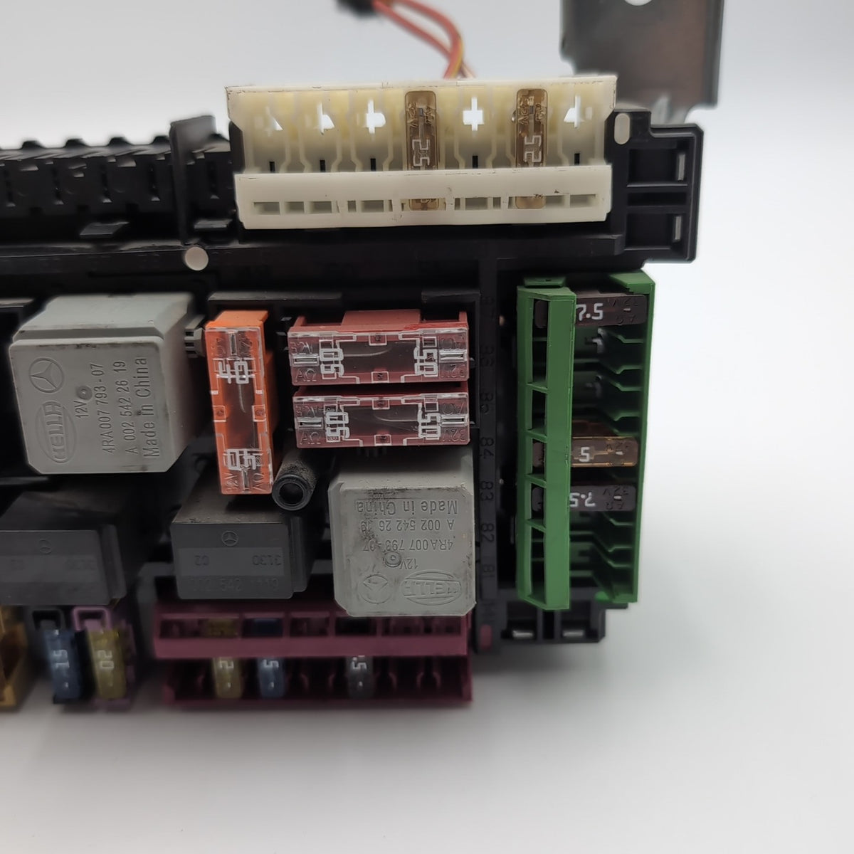 2010- 2018 Mercedes W212 E350 W218 CLS550 Rear SAM Fuse Box Relay Control Unit