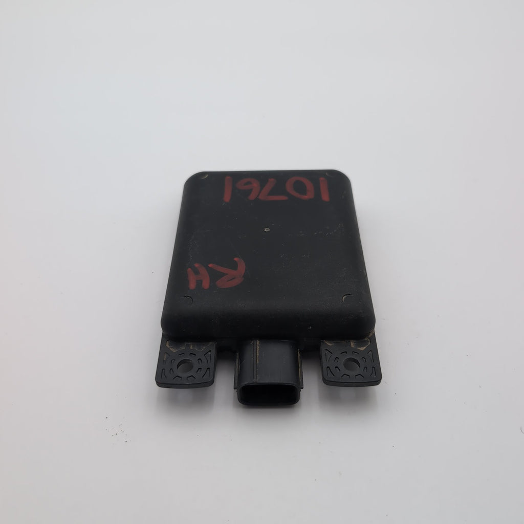 2019 2020 2021 Hyundai Kona SLAVE RH Right Blind Spot Radar Sensor 95820-J9000