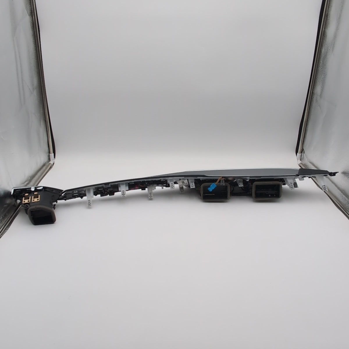 2024 BMW M440 G26 Center Dash Air Vent Aluminum Mesh Trim Panel Assembly 9623087