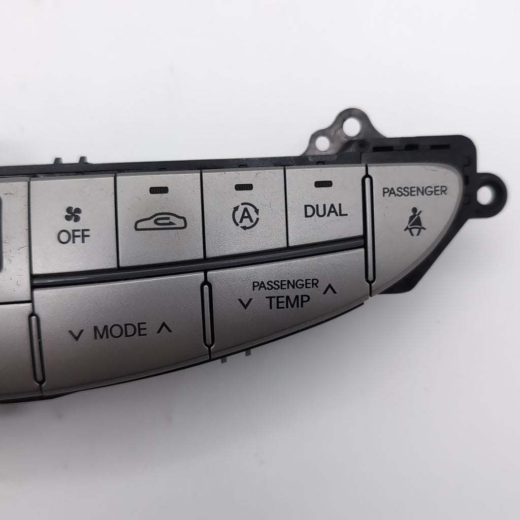 2009 2010 2011 2012 2013 2014 HYUNDAI GENESIS AC Control OEM 972503M700