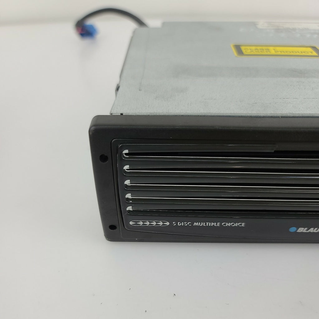 2003- 2008 fits Maserati Quttroporte M139 CD Changer 7607769150 735273184