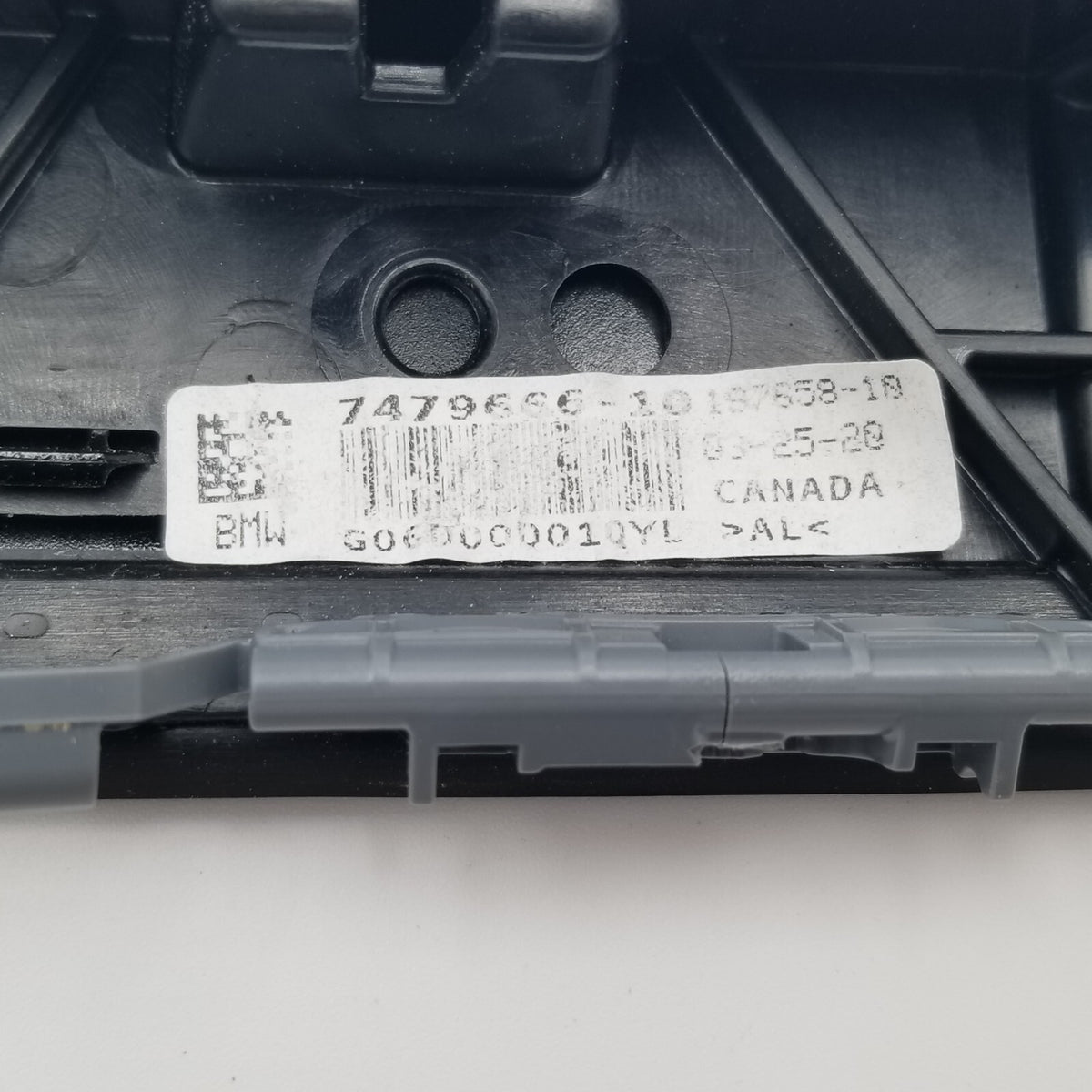 2020 2021 2022 2023 2024 2025 BMW X6 Right Rear Quarter Finish Molding Black