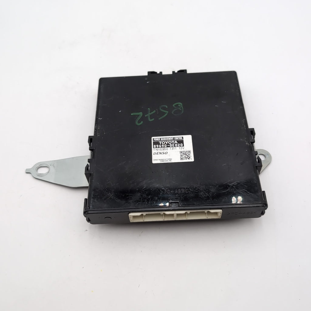 2013 2014 2015 Lexus RX350 Power Management Control Computer Module 89690-0E020