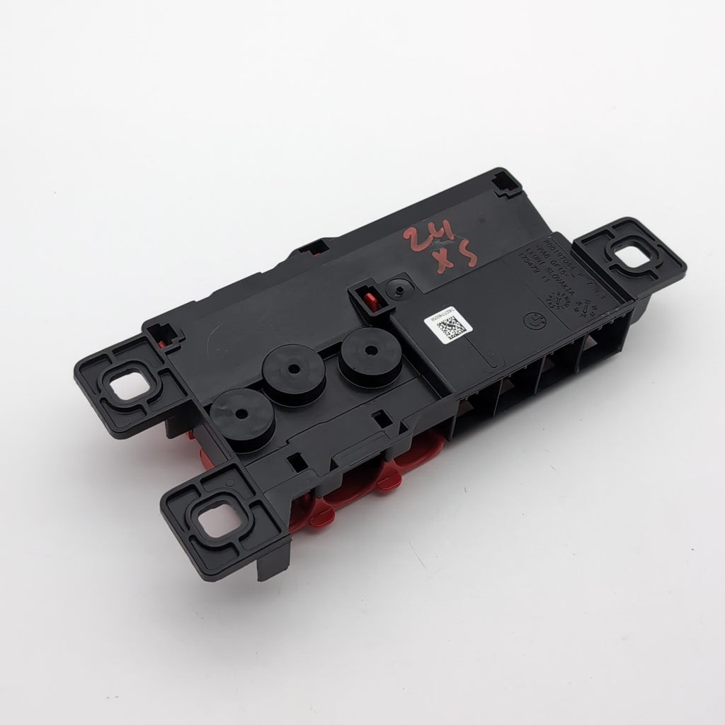 2021 - 2026 BMW X7 X5 Rear B+ Junction Point Terminal Fuse Box 8717954