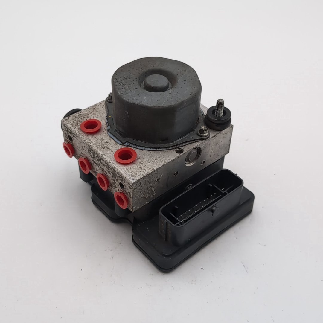 2012 2013 Nissan Versa 1.6L ABS Anti Lock Brake Pump 476609KA0A