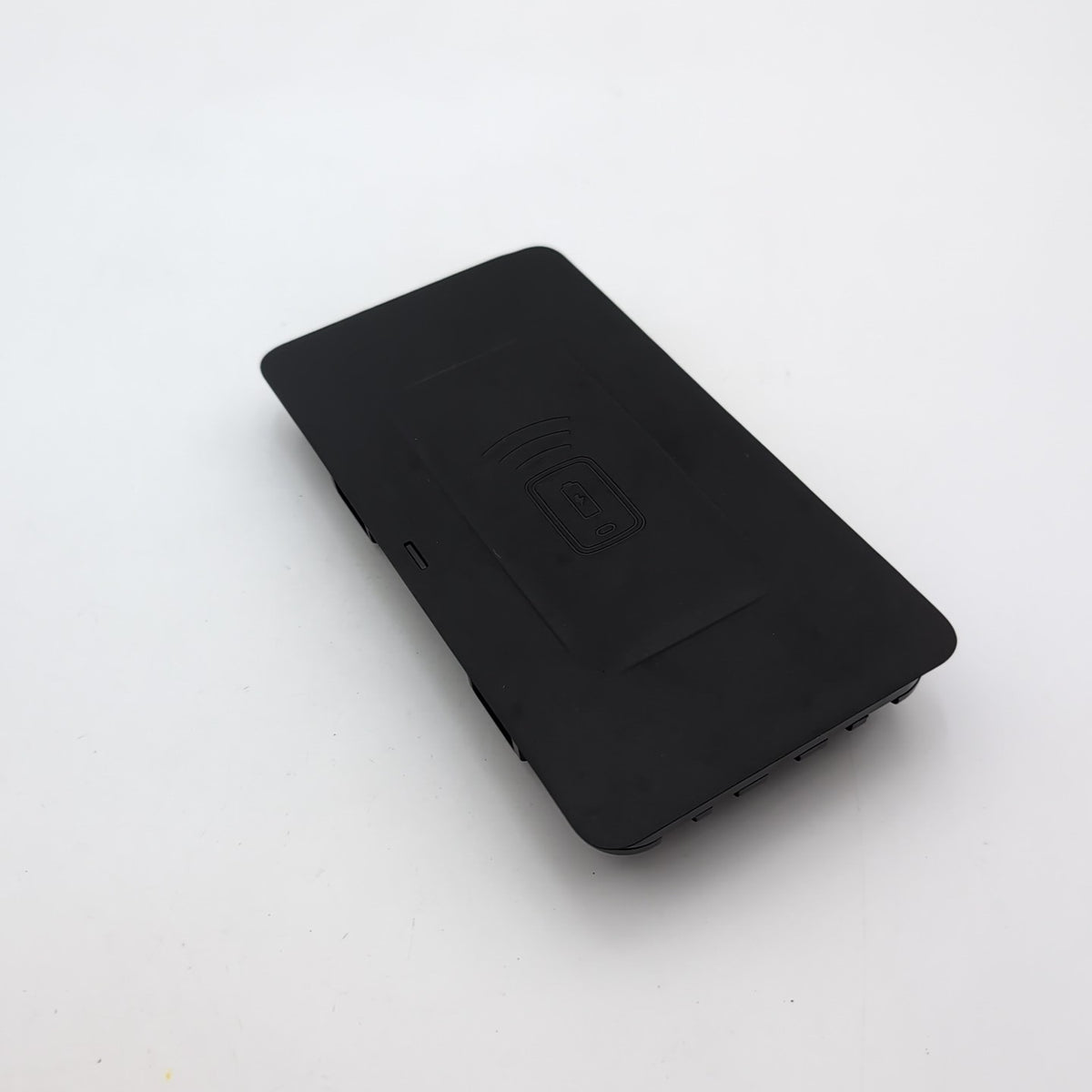 2019 - 2026 BMW G20 G26 G42 X5 X6 X7 Z4 Wireless Phone Charging Pad Tray 5B41FD5