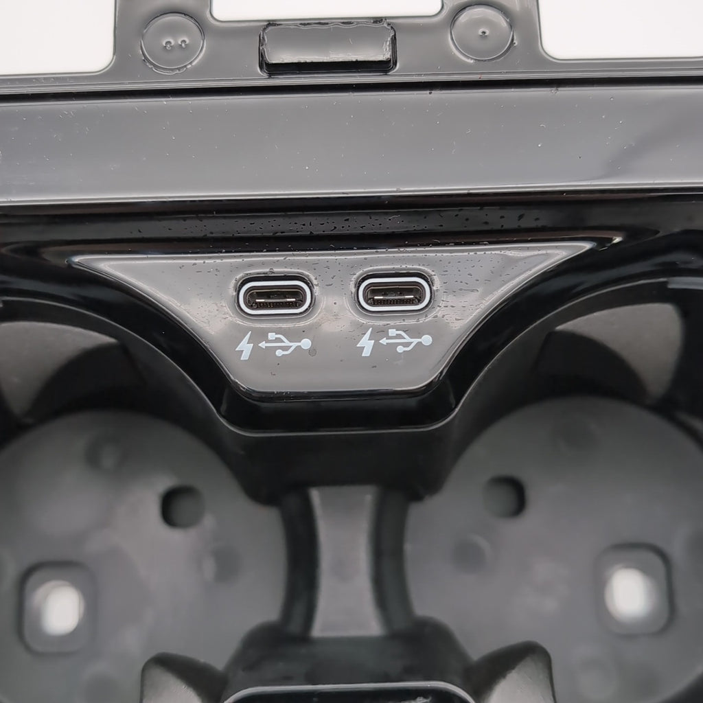 2024 - 2026 BMW 540i 530i 550e G60 Center Console Cup Holder Charging Tray
