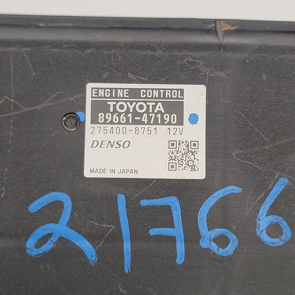 2012 Toyota Prius 1.5 ECM ECU Engine Computer Module 89661-47190 OEM