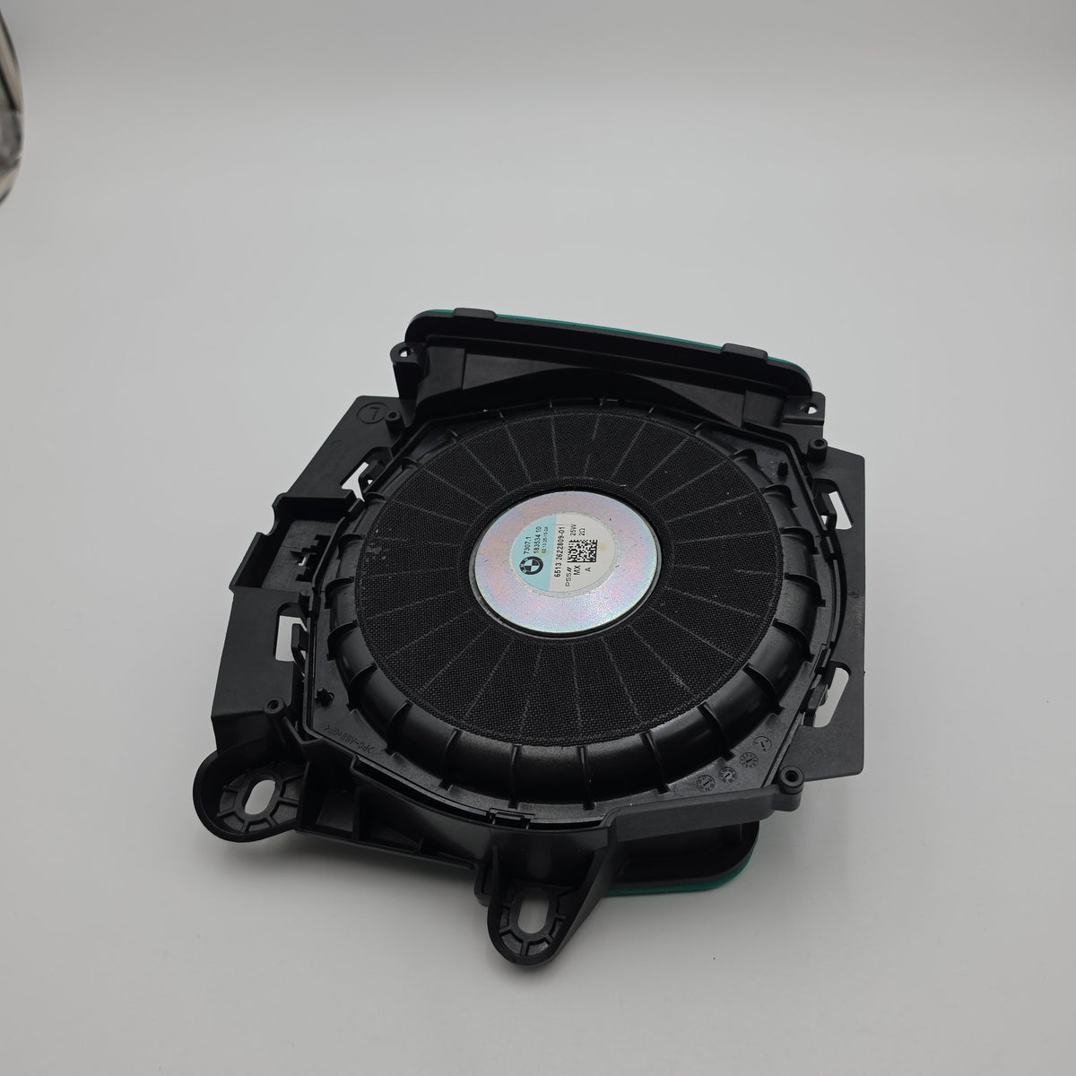 2019 - 2026 BMW 330i M340i 330ix G20 Left Under Seat Subwoofer Speaker 2622809