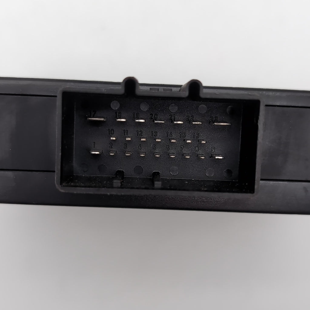 2008 2009 2010 PORSCHE CAYENNE REAR TRUNK TAILGATE CONTROL MODULE 7L5959107