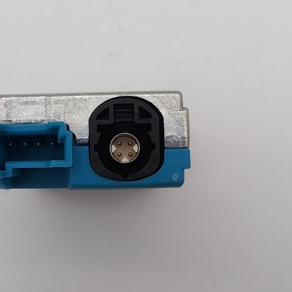 2019 - 2024 BMW 3 4 5 X3 X4 X5 X6 Rear Center Single USB Port Socket 8711939