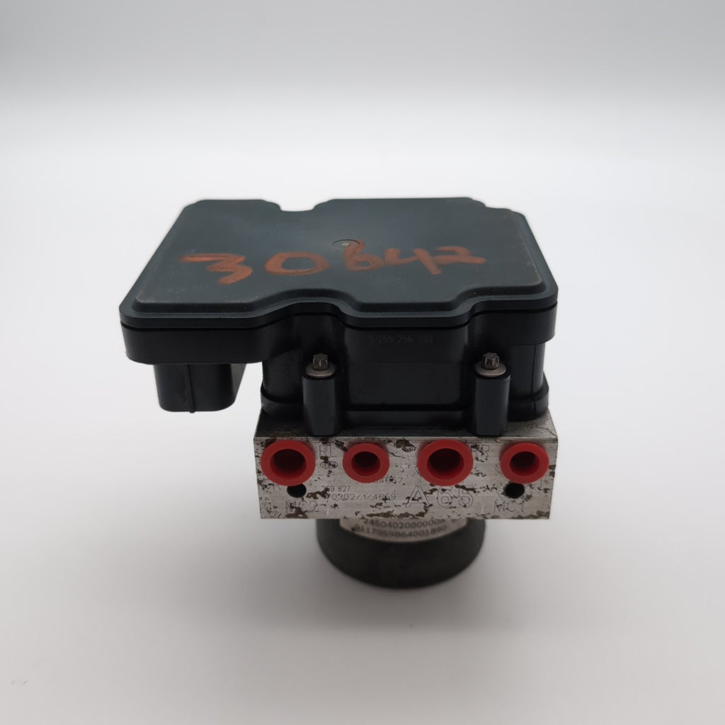 2016 - 2019 Chevrolet Cruze ABS Anti Lock Brake Pump Control Unit 39064667