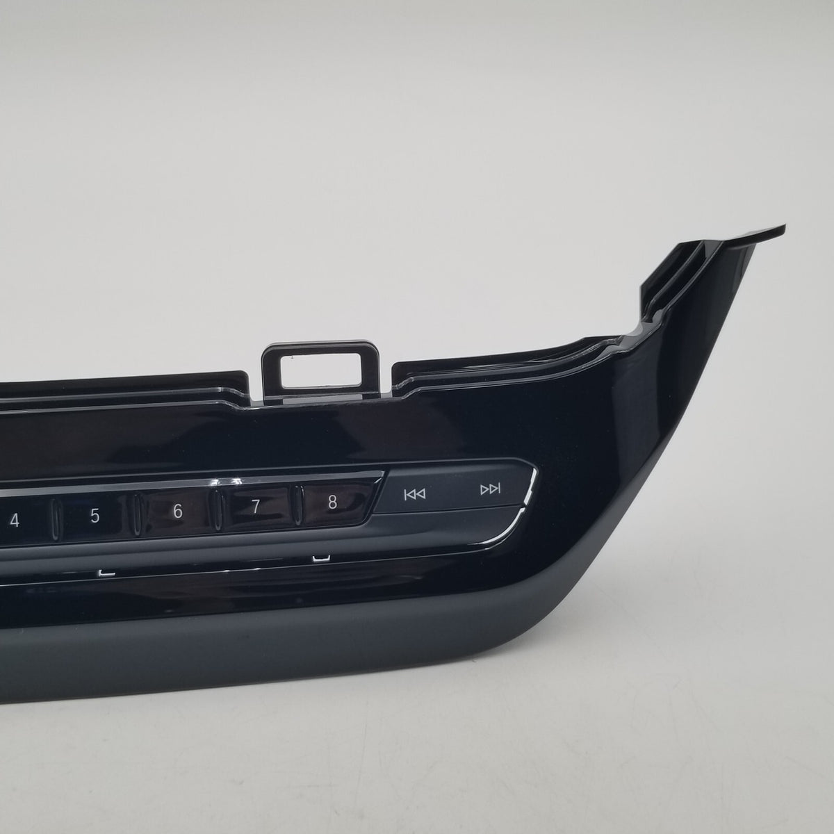 BMW X3 X4 X3M X4M Center Console Radio Stereo Control Trim Panel 2022 2023 OEM