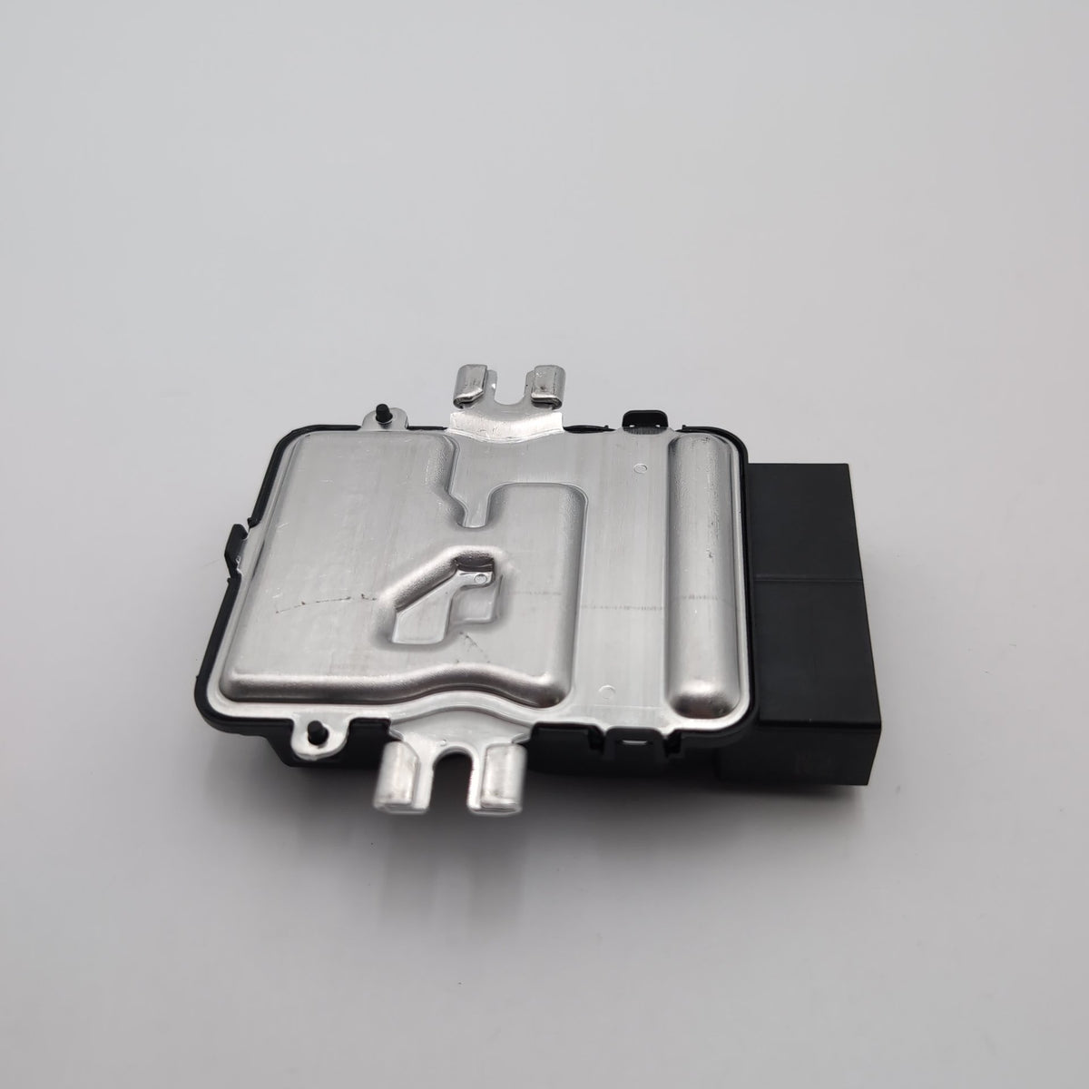 2024 - 2026 BMW 2 5 7 G60 G70 F74 X1 X2 X3 X5 X6 X7 Fuel Pump Control Module