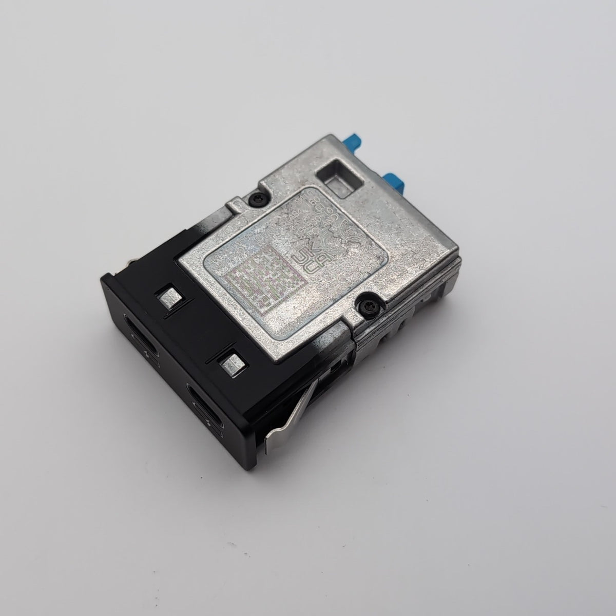 2019 - 2023 BMW F46 G80 G82 G11 G12 X1 X3 X4 Dual USB Port Bush Socket 8711938