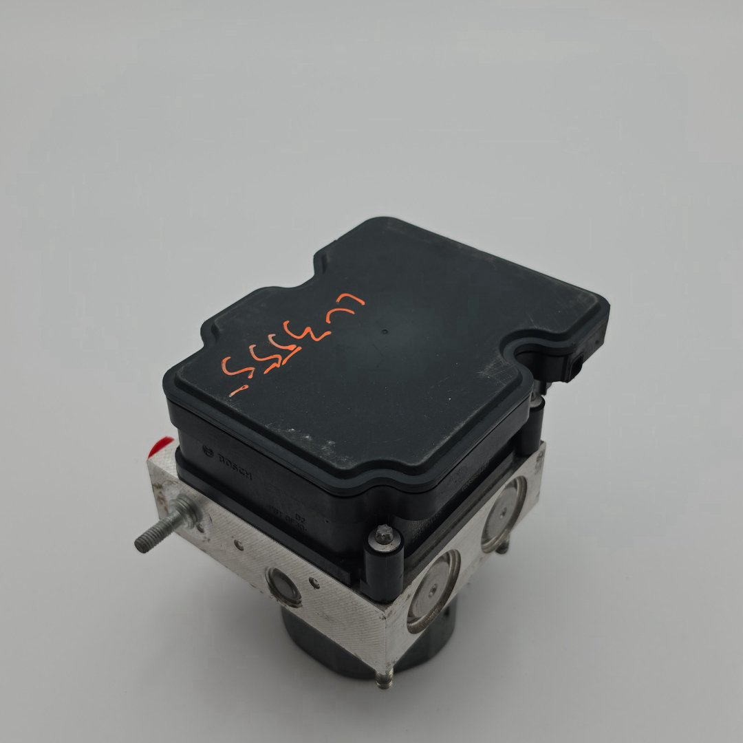 2018 Nissan Rogue 2.5L ABS Anti Lock Brake Pump 476607FW4A