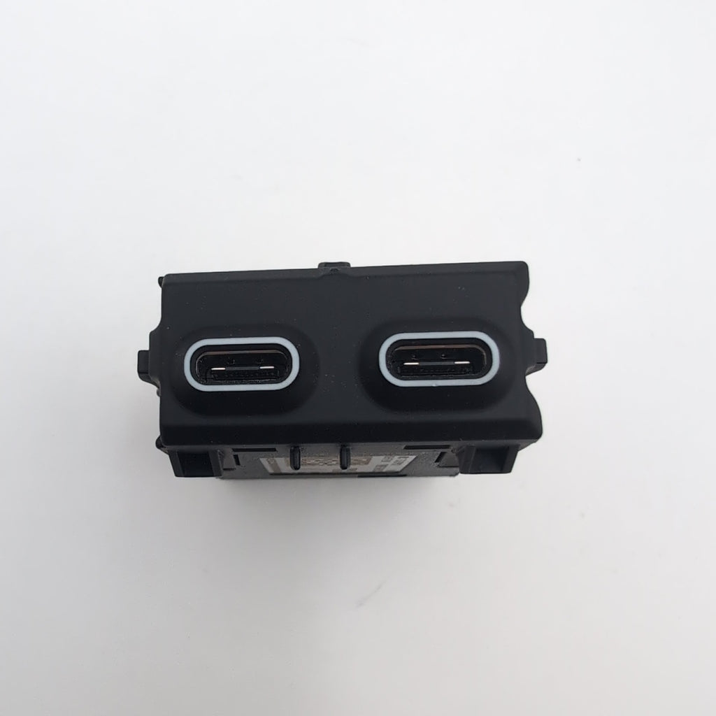 2025 2026 BMW 540i 530i 550e i5 M5 X3 G45 Dual Socket USB Port 5B51C73