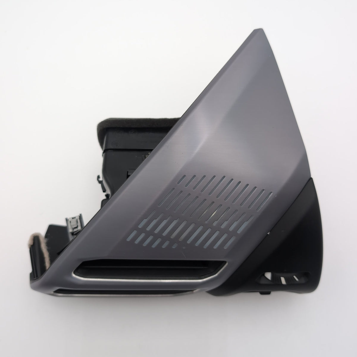2025 2026 BMW 228i F74 Right Dash Air Vent Trim Panel Aluminum Graphite 9635208