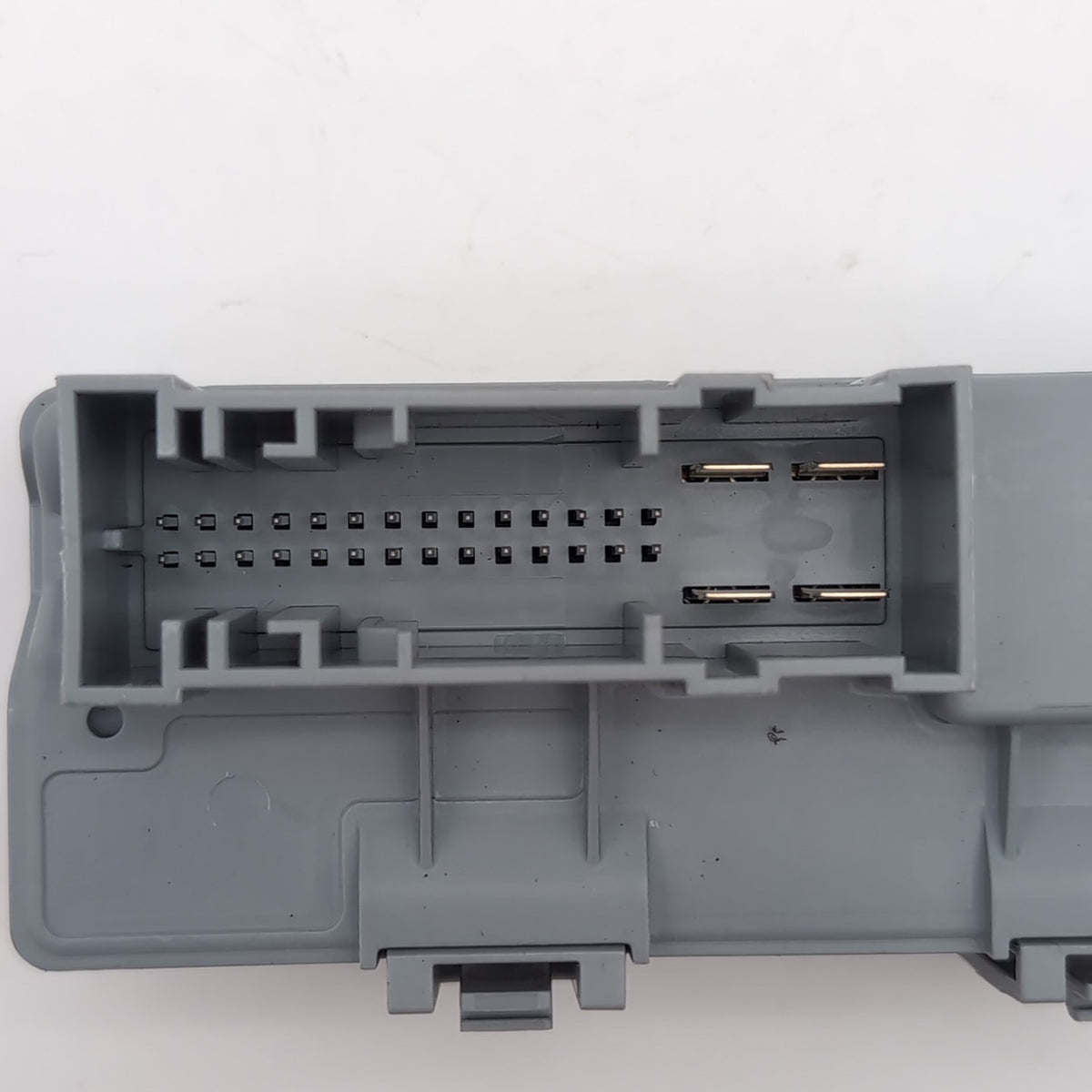 2022 - 2026 BMW X1 X2 Mini Cooper Countryman Power Distribution Box LIN Module
