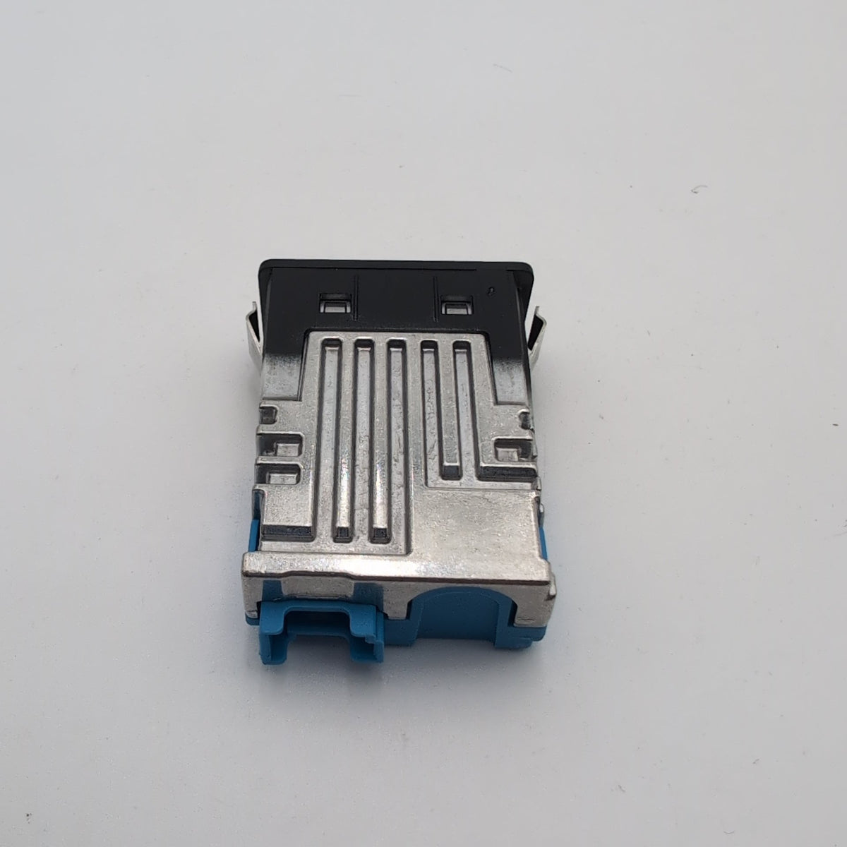2019 - 2026 BMW G20 G21 G22 G26 G15 G30 G42 X3 Single USB Socket Port 5B51C70