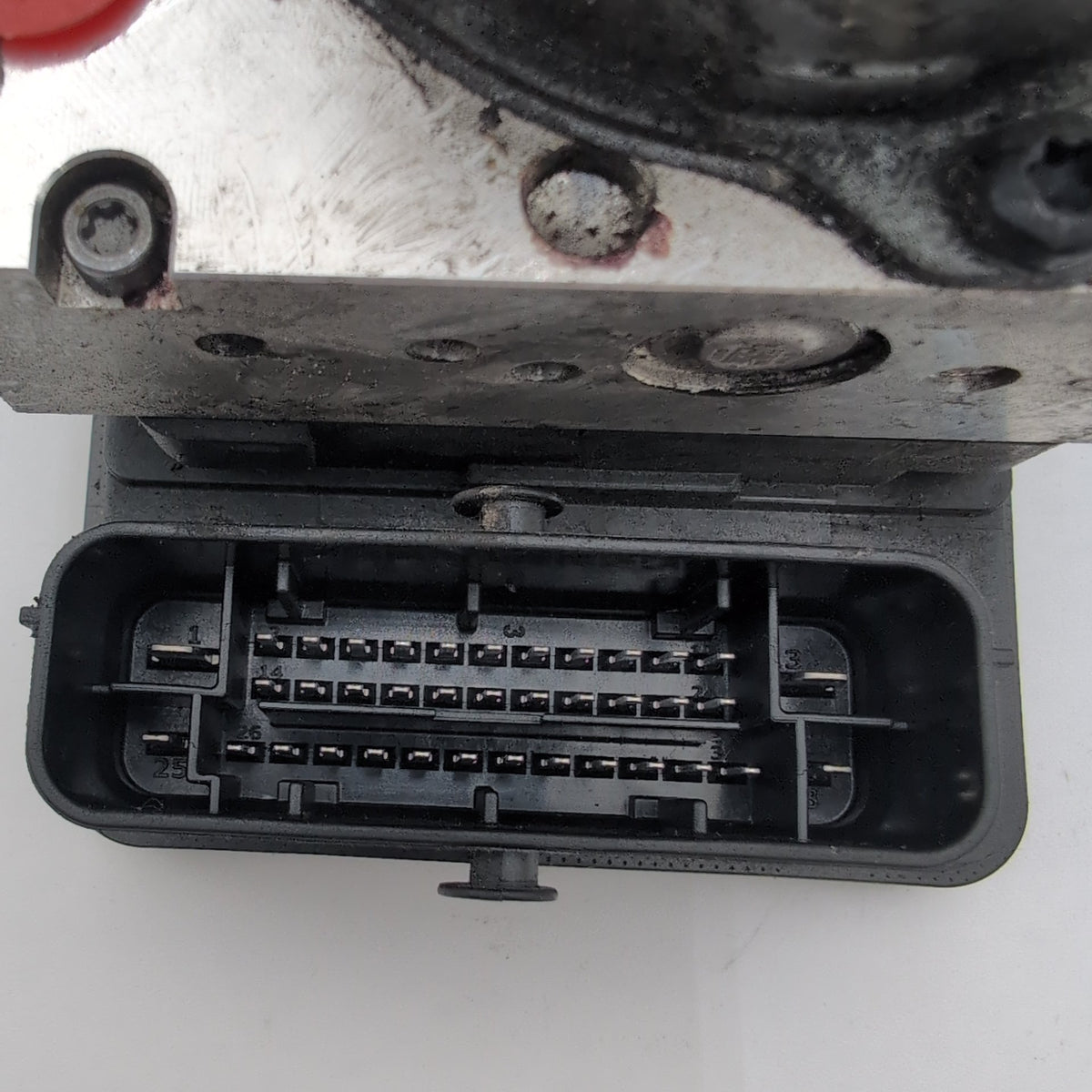 2017 2018 2019 Kia Cadenza ABS Anti Lock Brake Pump Control Unit 58920-F6110